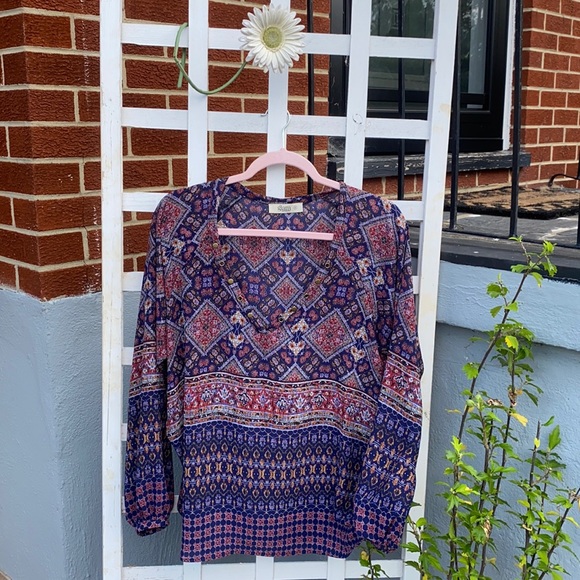 GLAM (FAM) loose TUNIC - Picture 1 of 1